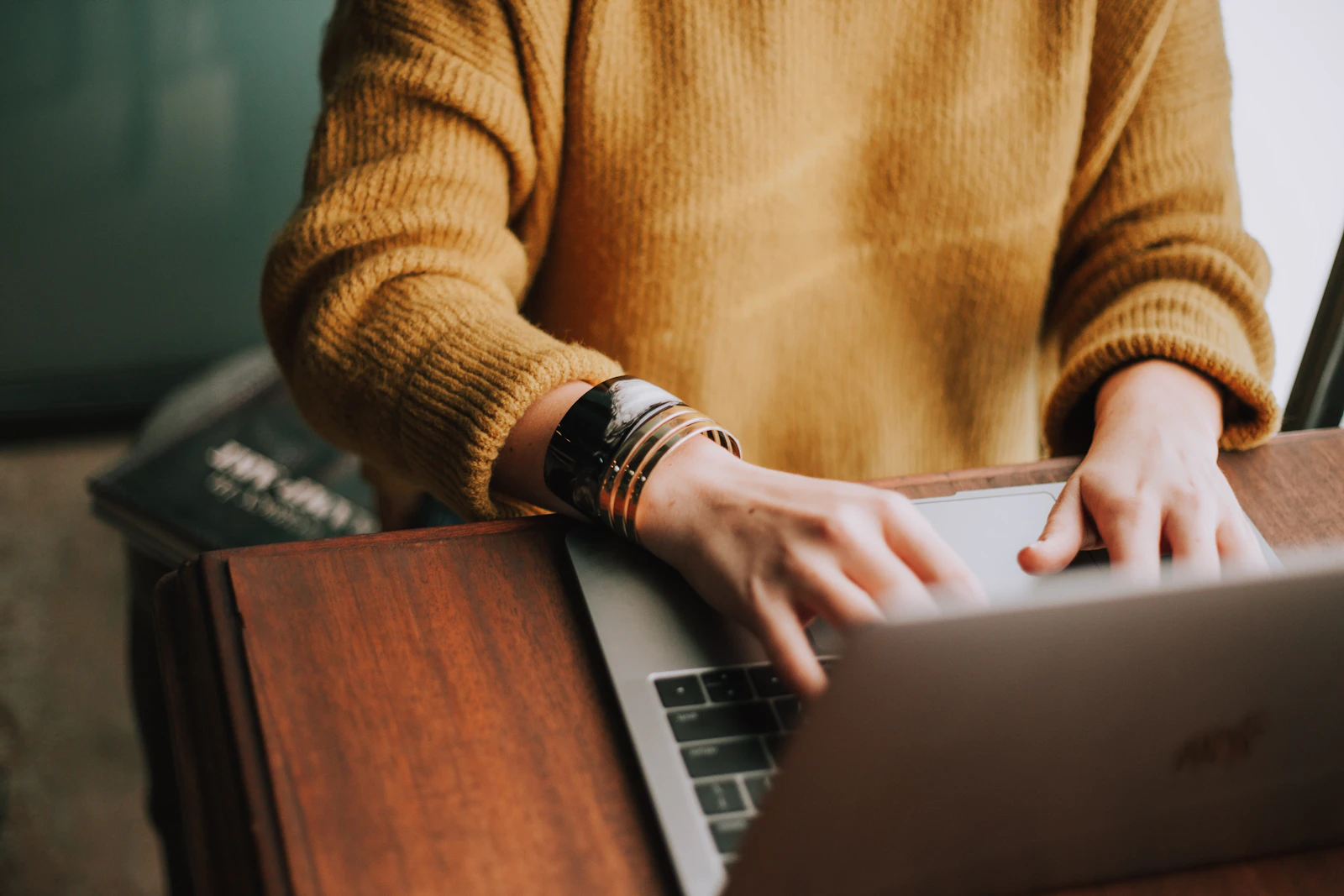Virtual assistant working on a laptop